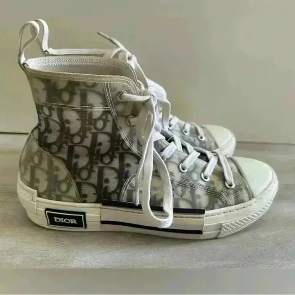 Dior-B23 High-Top Sneaker White And Black Dior Oblique Canvas Sz 40 us 7